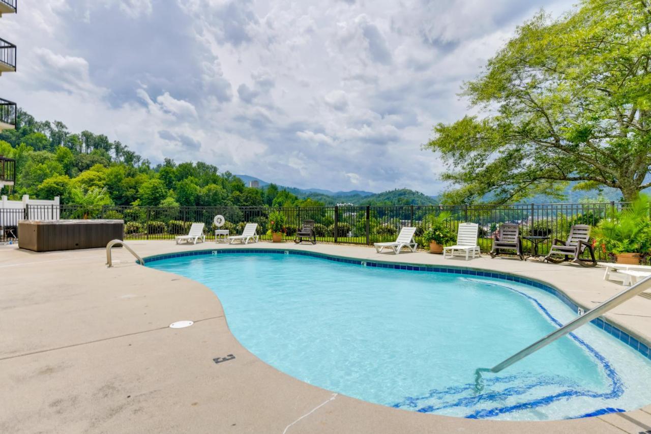 Dtwn Gatlinburg Studio Pool Access! Exterior photo